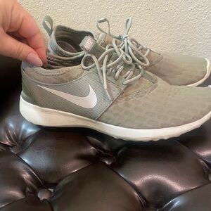 OPEN TO SERIOUS OFFERS. OBO 
Nike ladies size 9 green shoes